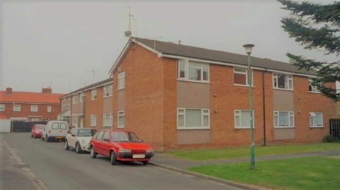1 Bedroom Flat To Rent In Sheepfield Close, Little Sutton, CH66