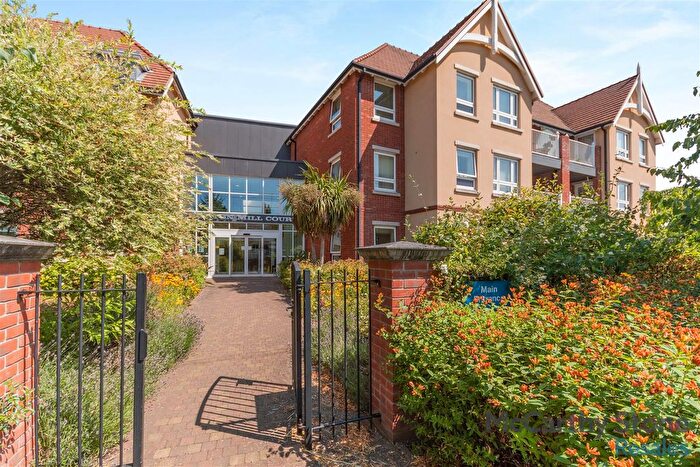 1 Bedroom Flat For Sale In Horton Mill Court, Hanbury Road, Droitwich, WR9