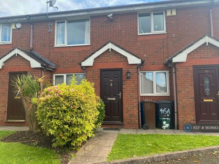 2 Bedroom Maisonette To Rent In St. Georges Crescent, Worsley, Manchester, M28