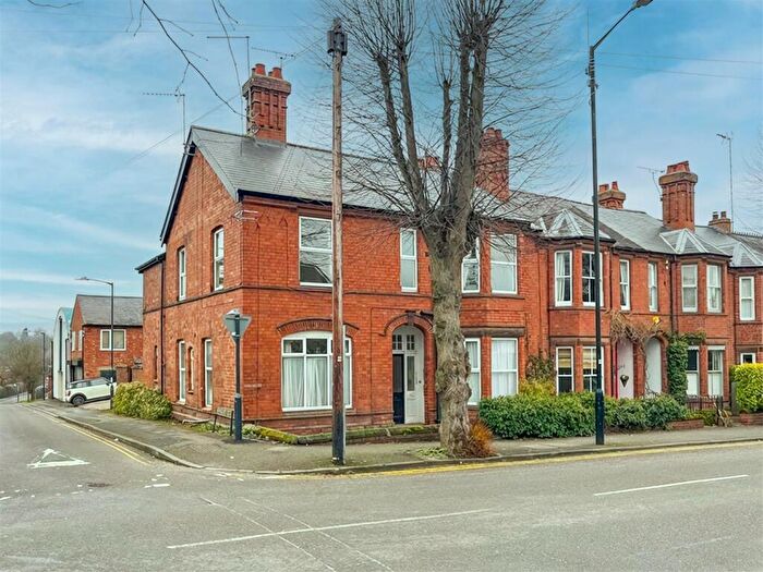 1 Bedroom Flat To Rent In Priory Road, Kenilworth, CV8