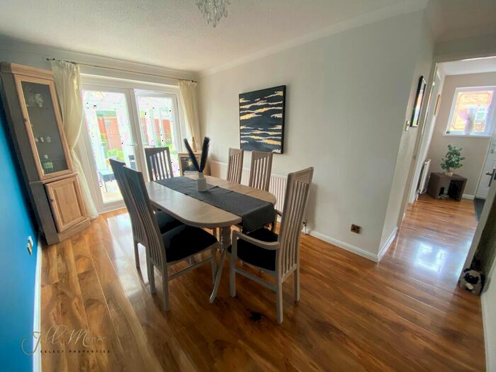 4 Bedroom Detached House For Sale In Partridge Close, Washington, NE38