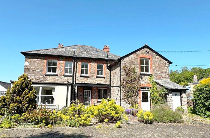 5 Bedroom Detached House For Sale In Briton Street, Bampton, Tiverton, Devon, EX16