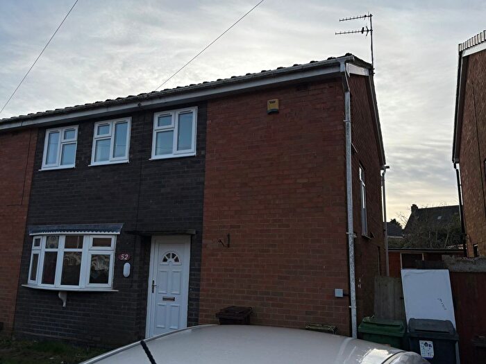 4 Bedroom Semi-Detached House To Rent In Bradley Road, Wolverhampton, WV2