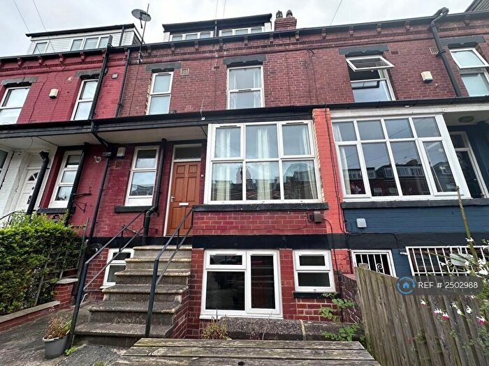 3 Bedroom Terraced House To Rent In Stanmore View, Leeds, LS4