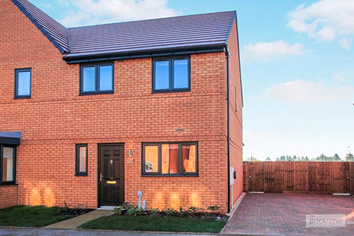 3 Bedroom Property To Rent In Stonemason Way, Peterborough, PE4