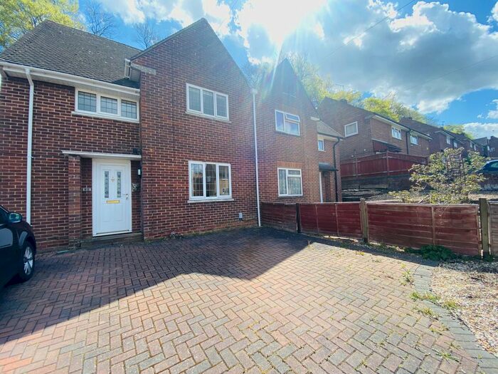 3 Bedroom Property To Rent In Longfield Road, Winchester, SO23