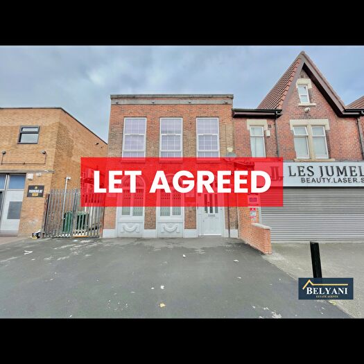 1 Bedroom Flat To Rent In Roundhay Road, Leeds, LS8