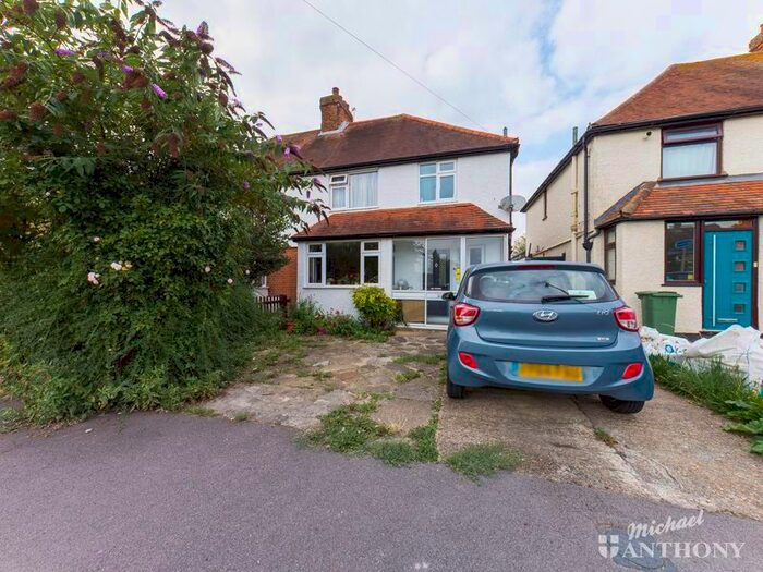 Houses for sale in Aylesbury, Buckinghamshire