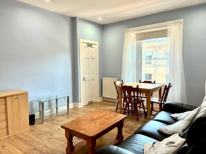 2 Bedroom Flat To Rent In Bread Street, Tollcross, Edinburgh, EH3