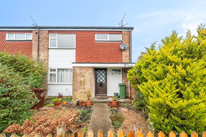 3 Bedroom Terraced House To Rent In Grenville Green, Aylesbury, HP21