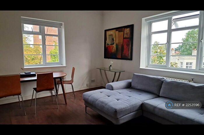 3 Bedroom Flat To Rent In Holly Road, Edgbaston, Birmingham, B16