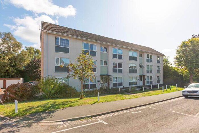 2 Bedroom Flat For Sale In Cairns Road | Westbury Park, BS6