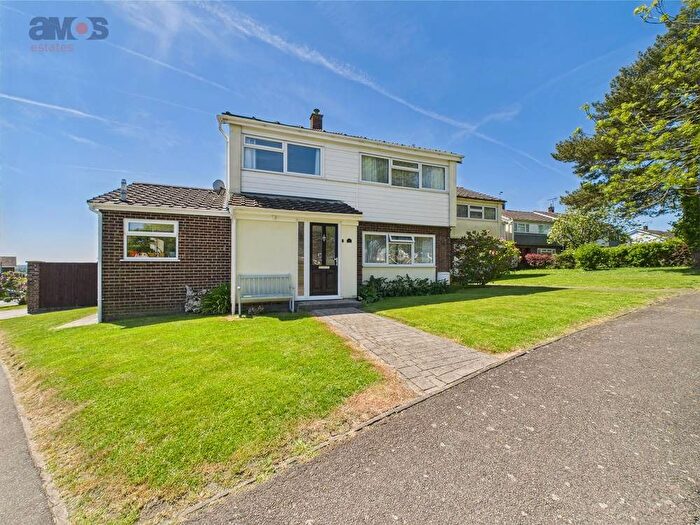 4 Bedroom Detached House For Sale In Village Green, Canewdon, Rochford, Essex, SS4