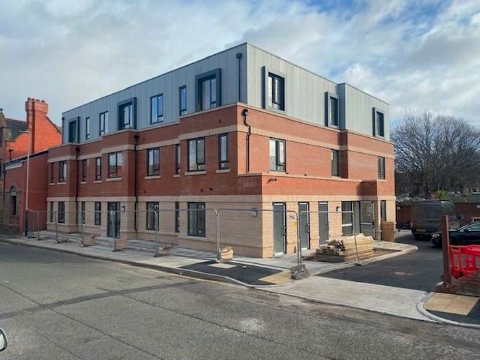 2 Bedroom Flat To Rent In Westbourne Road, Birkenhead, Wirral, Merseyside, CH41