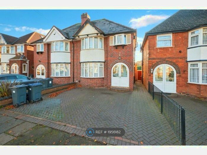 3 Bedroom Semi-Detached House To Rent In Vera Road, Birmingham, B26