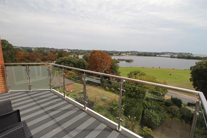 2 Bedroom Flat To Rent In Harbour Park, Mount Pleasant Road, Poole, BH15