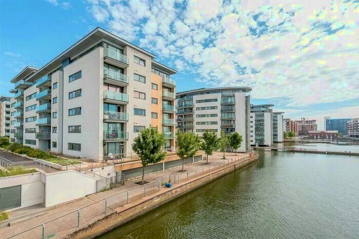 2 Bedroom Flat To Rent In Fathom Court, Basin Approach, Excel, Gallions Reach, London, E16