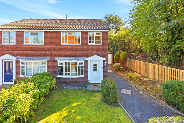 3 Bedroom Semi-Detached House For Sale In Cambridge Drive, Otley, LS21