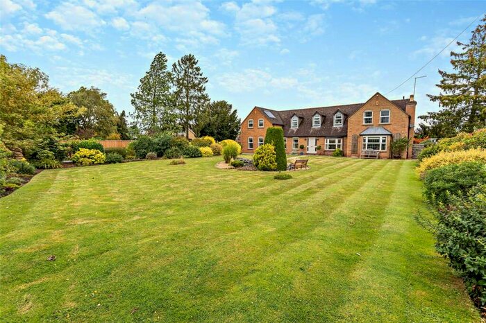 5 Bedroom Detached House For Sale In Broadgate Way, Warmington, Northamptonshire, PE8