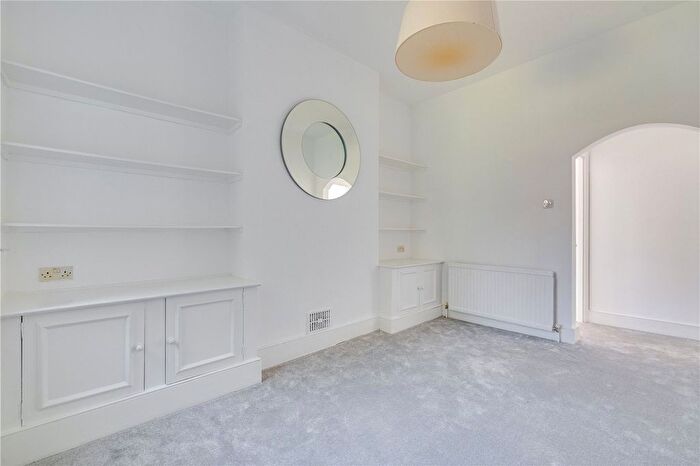 1 Bedroom Flat To Rent In Lalor Street, London, SW6