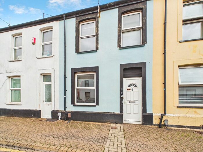 6 Bedroom Terraced House To Rent In Rhymney St, Cathays, Cardiff, CF24