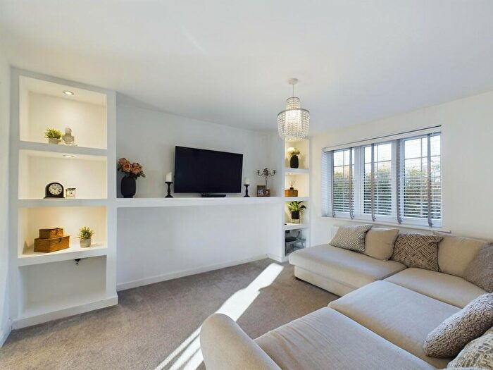 4 Bedroom Detached House For Sale In Burdock Way, Emersons Green, Bristol, BS16