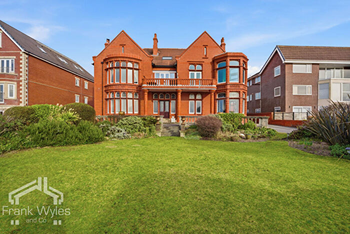 3 Bedroom Flat For Sale In Flat, Joflor Mount, North Promenade, Lytham St. Annes, Lancashire, FY8