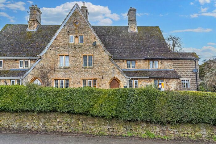4 Bedroom Terraced House For Sale In The Hill, Bourton, Oxfordshire, SN6