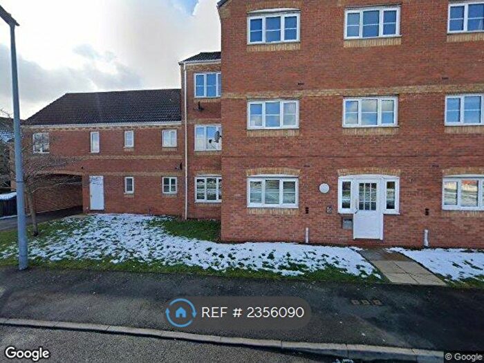 2 Bedroom Flat To Rent In Sannders Crescent, Tipton, DY4