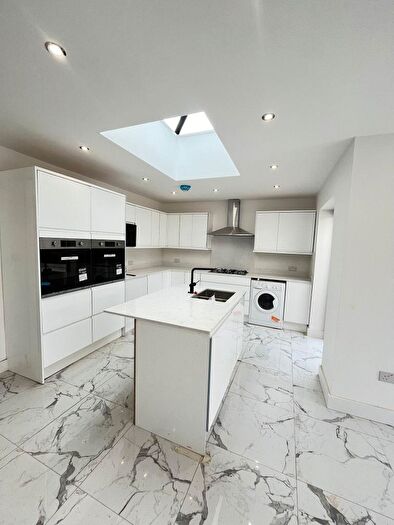 5 Bedroom Terraced House To Rent In Burnt Ash Hill, Hither Green, Blackheath, London, SE12