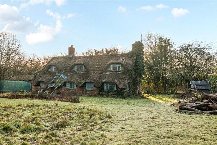 3 Bedroom Detached House For Sale In Westcourt, Burbage, Marlborough, Wiltshire, SN8