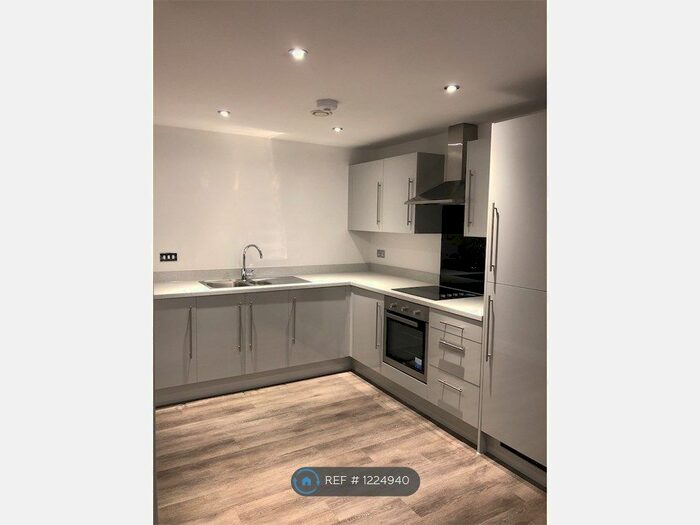 1 Bedroom Flat To Rent In Sycamore Court, Luton LU2