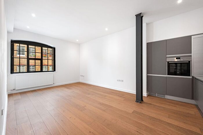 1 Bedroom Flat To Rent In Newpark House, Warple Way, London, W3