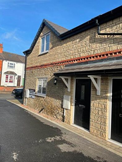 1 Bedroom Semi-Detached House To Rent In Victoria Street, Irthlingborough, NN9