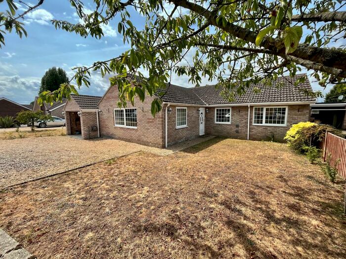 4 Bedroom Detached Bungalow To Rent In Sandgalls Road, Lakenheath, Brandon, IP27