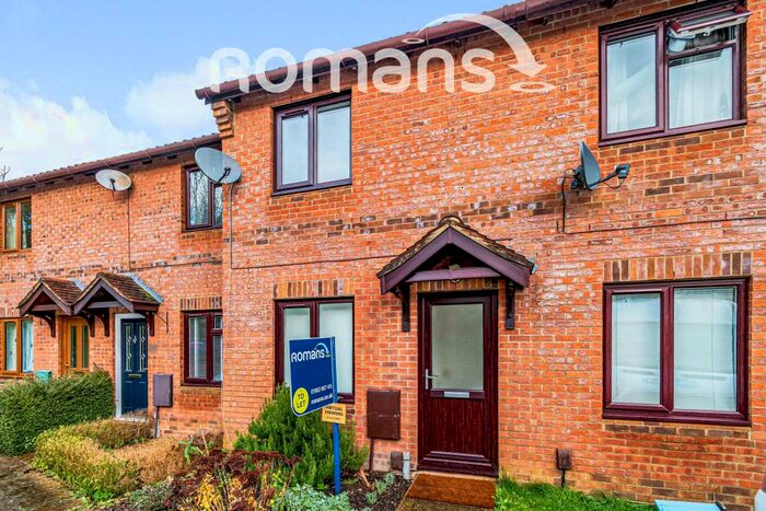 2 Bedroom Terraced House To Rent In Badger Farm, SO22