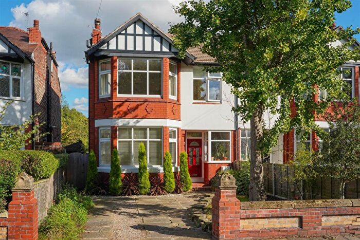 4 Bedroom Semi-Detached House For Sale In Amherst Road, Fallowfield, M14
