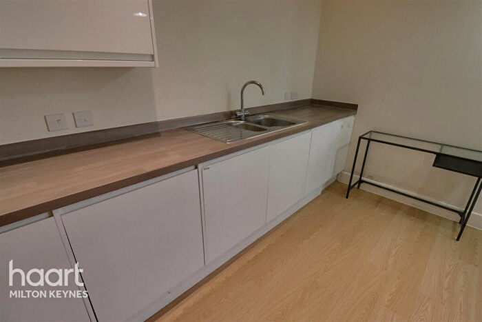 2 Bedroom Apartment To Rent In Charter House, Avebury Boulevard, Milton Keynes, MK9