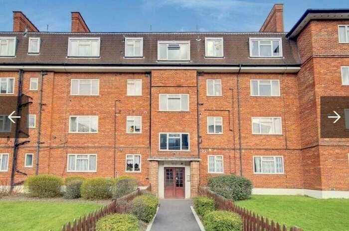 1 Bedroom Flat To Rent In North End Road, Wembley, HA9