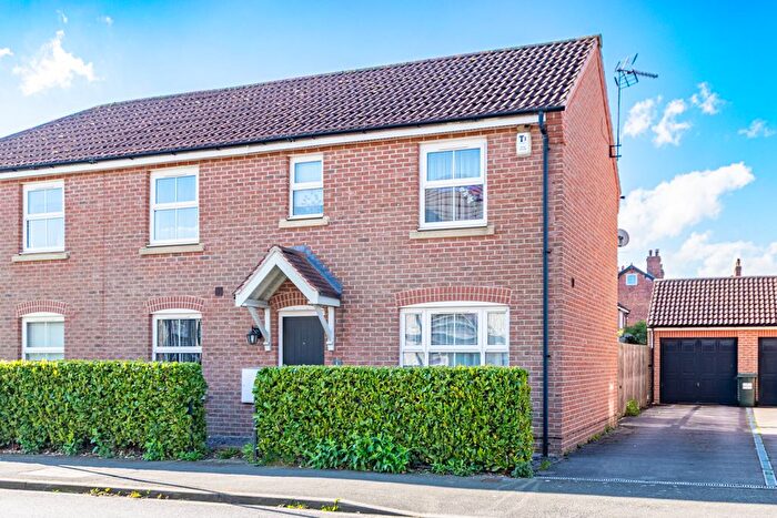 3 Bedroom Semi Detached House For Sale In Wells Drive, Hambleton, North Yorkshire, YO8