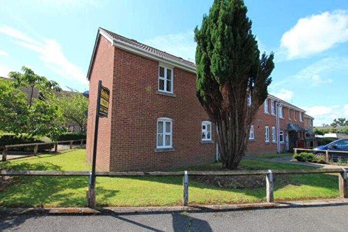 Studio To Rent In York Road, Billericay, CM12