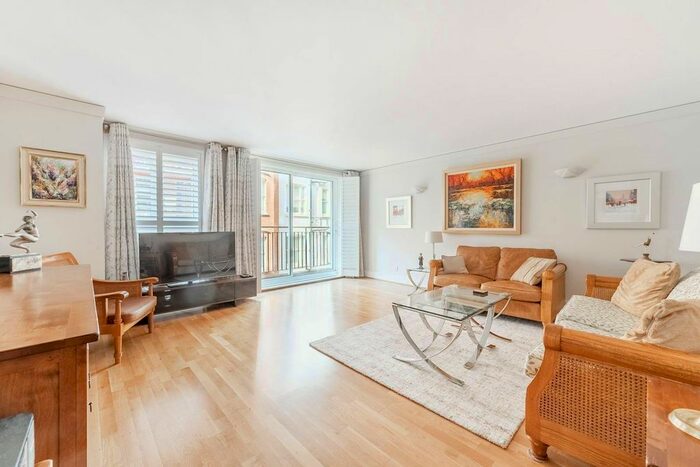 2 Bedroom Flat For Sale In Victoria Street, Westminster, London, SW1H