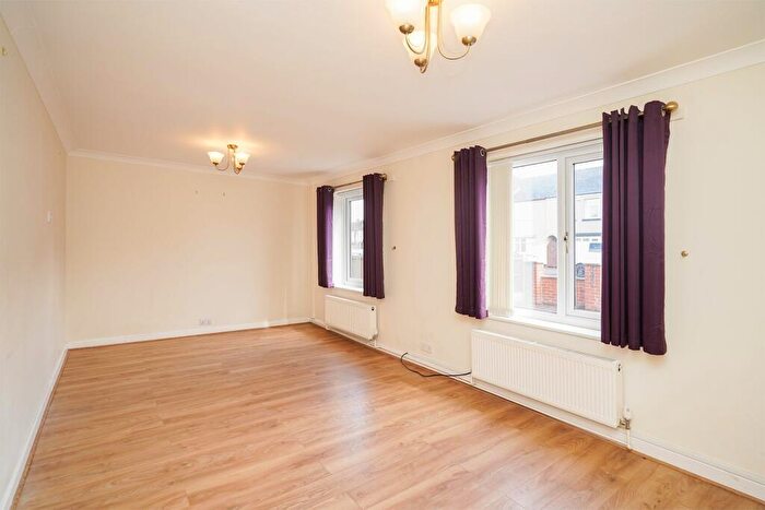 2 Bedroom Semi-Detached House For Sale In Church Lane, S44