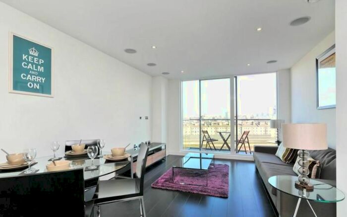 1 Bedroom Flat To Rent In Caro Point, Gatliff Road, Grosvenor Waterside, SW1W