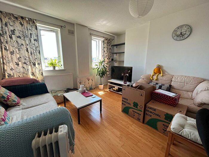 2 Bedroom Apartment To Rent In Redmires Court, Eccles New Road, Salford, M5