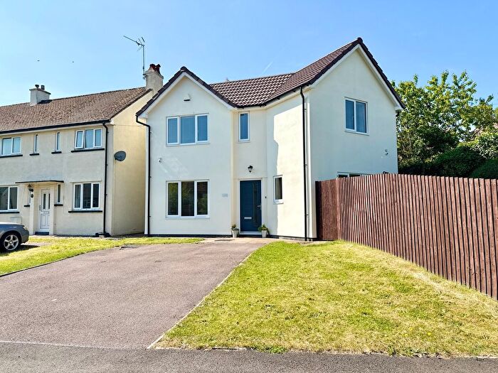 3 Bedroom Detached House For Sale In Ladyhill Close, Usk, NP15