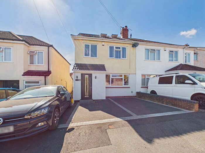 3 Bedroom Semi-Detached House For Sale In Bampton Close, Headley Park, BS13
