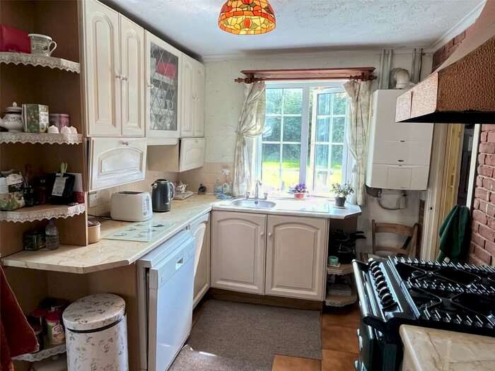 5 Bedroom Detached House For Sale In London Road, Shrewsbury, Shropshire, SY5