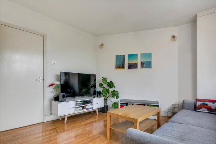 1 Bedroom Flat To Rent In Kingsland Road, London, E2