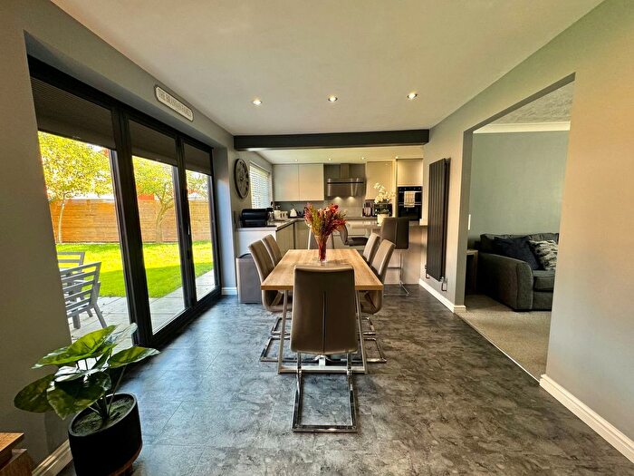 4 Bedroom Detached House For Sale In Bluebell Drive, Bedworth, CV12